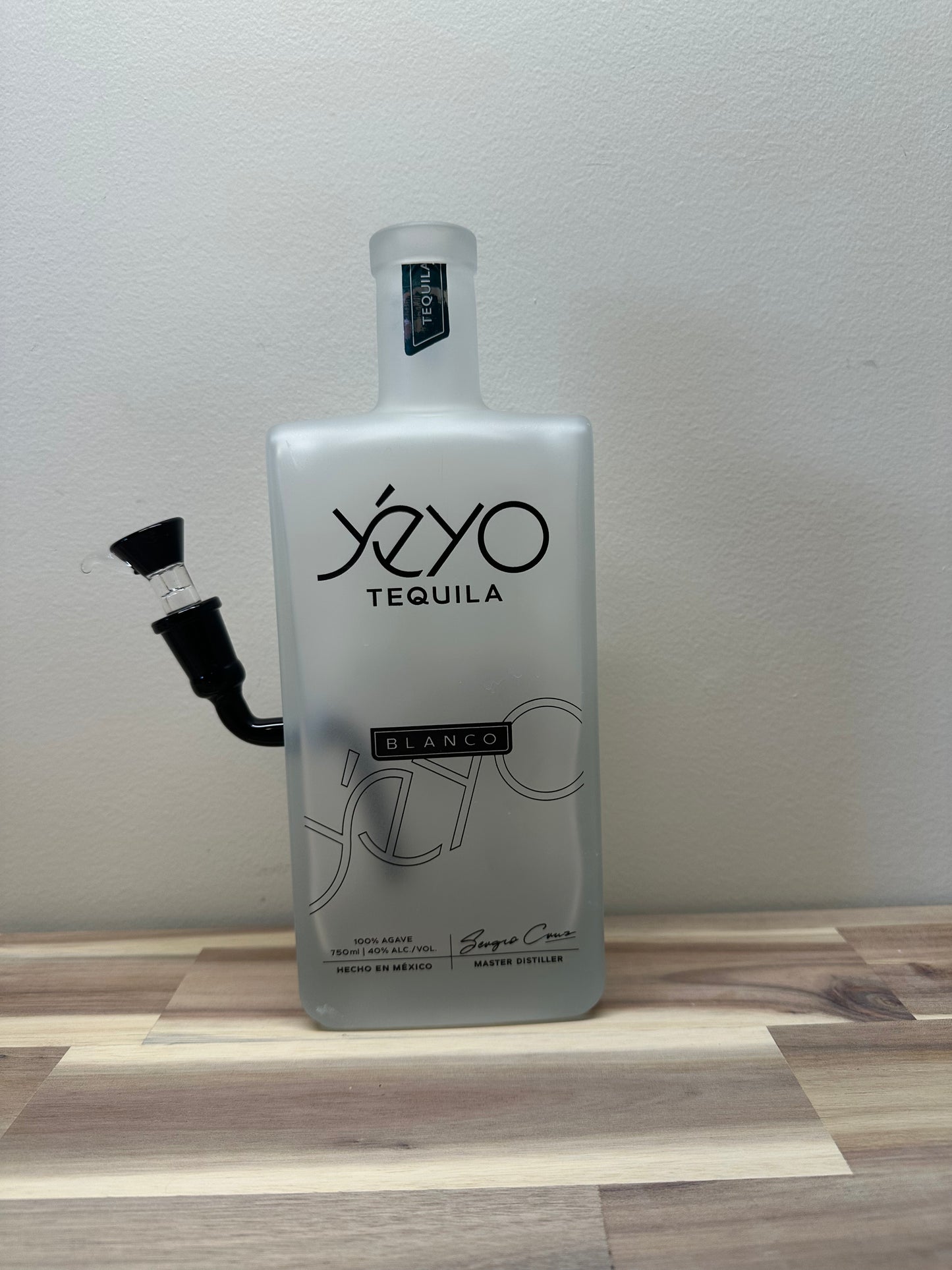 Yeyo Custom Bong